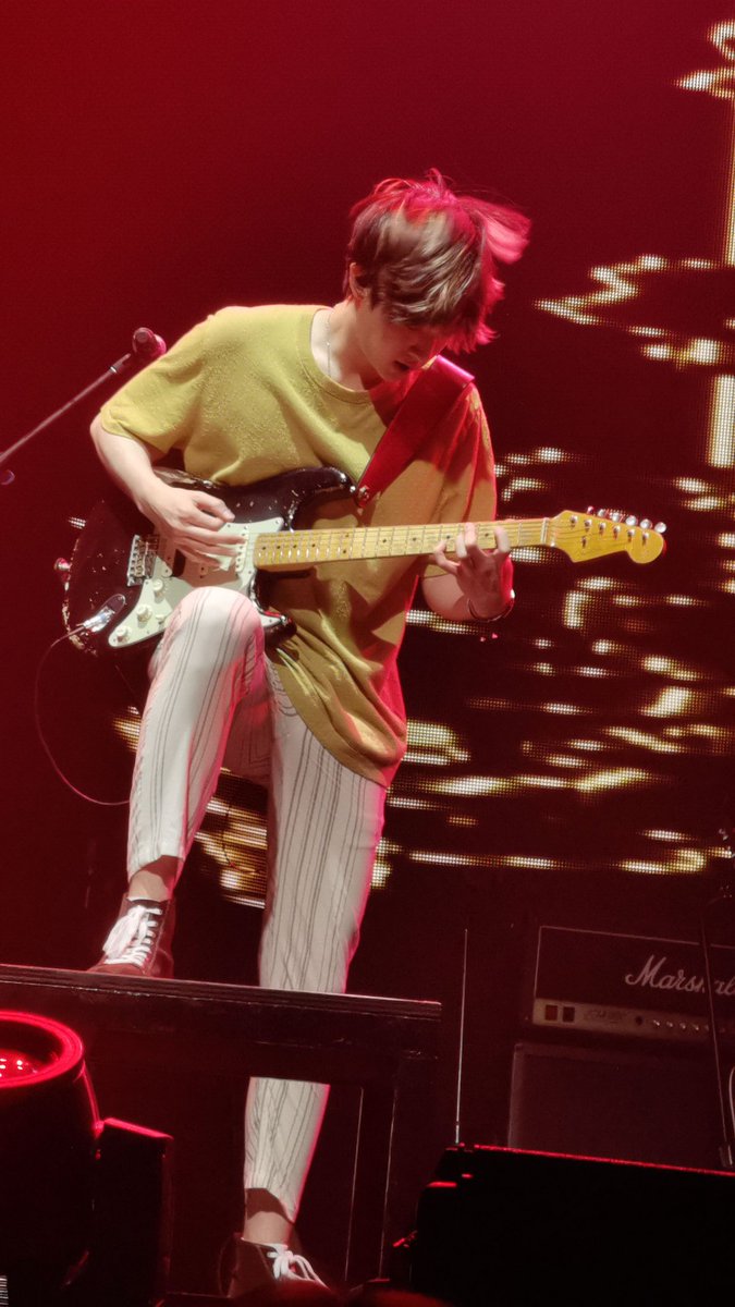 jae in concert without crop — a much needed thread: