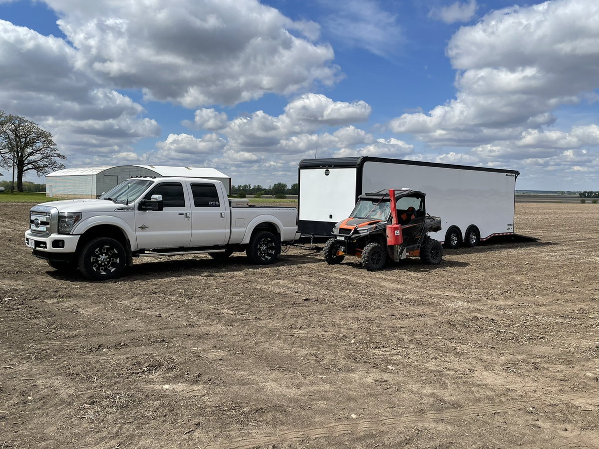 Out soil sampling for <a href="/UnitedSoilsInc/">United Soils Inc.</a> with the new trailer! So far it works better than I thought it would; cabinets and countertop work great for setting up your sample bags. 600 acres to get done today! Love the <a href="/Magictecllc/">SMO Autoprobe (MagictecLLC)</a> sampler. Don’t guess - soil test.