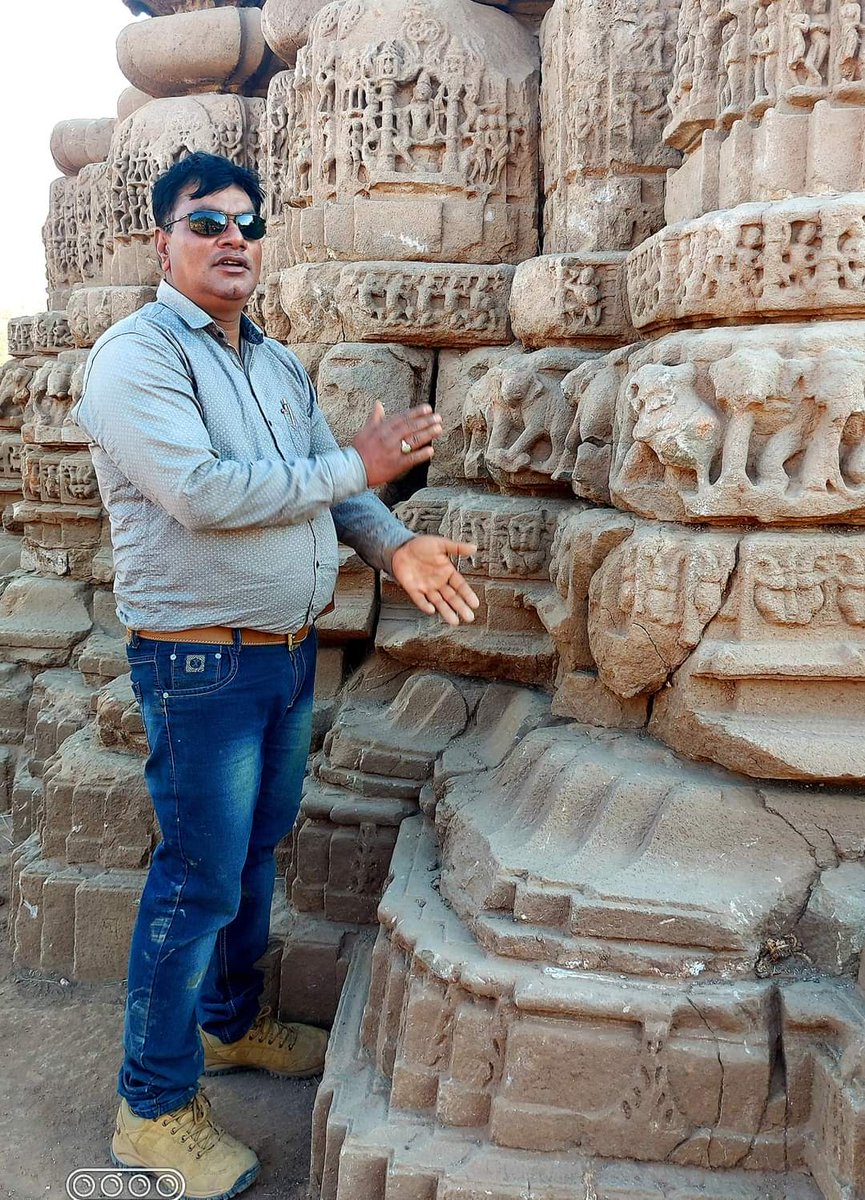 AyyangarBksr's tweet photo. Tantrik Shiva temple found in excavations of #MadhyaPradesh #Archaeology dept., in forest at the banks of Mahi river #Bajna Tehsil. Director Dr Verma, Dr Pandey, Joshi, Staff continuing excavations. #ASIGoI #MinOfCultureGoI #TheSaveTemples #indiadivine #MPTourism #LostTemple7 https://t.co/ZzcgWESKU8