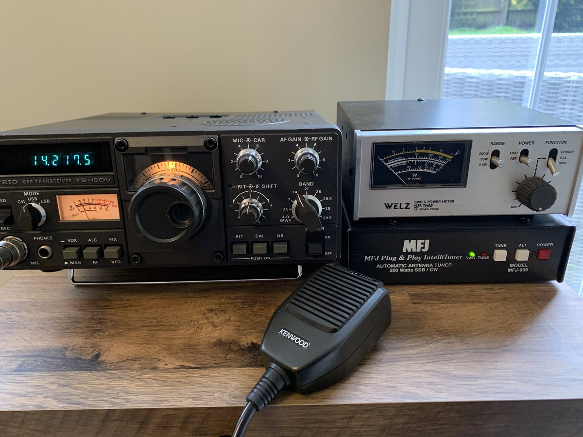 I’ve tried my best to like new hi tech radios but I keep going back to the older stuff. Just makes me happy twiddling knobs and pushes buttons. I even like a bit of VFO drift!