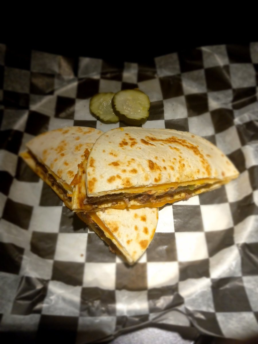 🍔 Quesadilla Burger?! 🍔
.
This month's burger of the month is the Quesadilla Burger! It's our house pattied burger on a quesadilla topped with pepper jack cheese, pico de gallo, and queso. See you soon!
.
#7westtaphousestcloud #7westtaphouse #greatermn #downtownstcloud