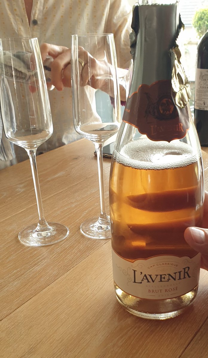 Little bit of <a href="/LAvenirWines/">L'Avenir Wine Estate</a> after a great opening to the <a href="/giroditalia/">Giro d'Italia</a> , well done @QhubekaAssos