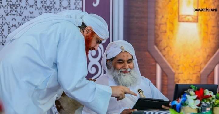 عالمی تحریک تبلیغ کے بانی، ہزاروں بچوں اور بچیوں کی مفت تعلیم کے لئے دنیا پھر میں مدارس بنانے والے،  کئی ممالک میں 92 شعبوں میں تحقیقی ٹیم جن میں علماء، انجینئرز، ریسرچ اسکالرز کا قیام رکھنے والے، کئی دینی و دنیاوی کتابوں کے مصنف، امیر اہلسنّت الیاس عطار صاحب کو جنم دن مبارک ہو