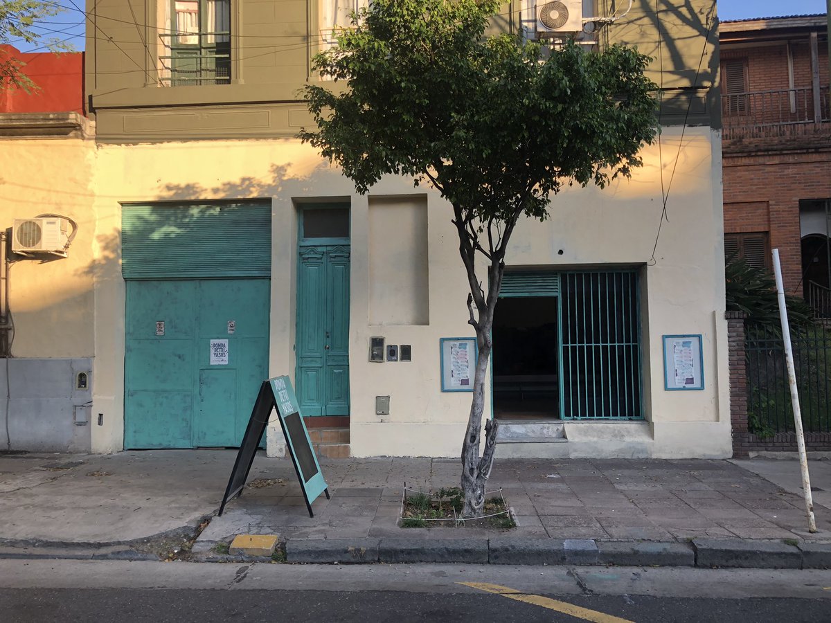 <a href="/lospompas/">lospompas</a> alzamos nuestra voz:
Que el dolor del otro te siga tocando
No naturalicemos las muertes evitables
#ELSOSTENESCOLECTIVO