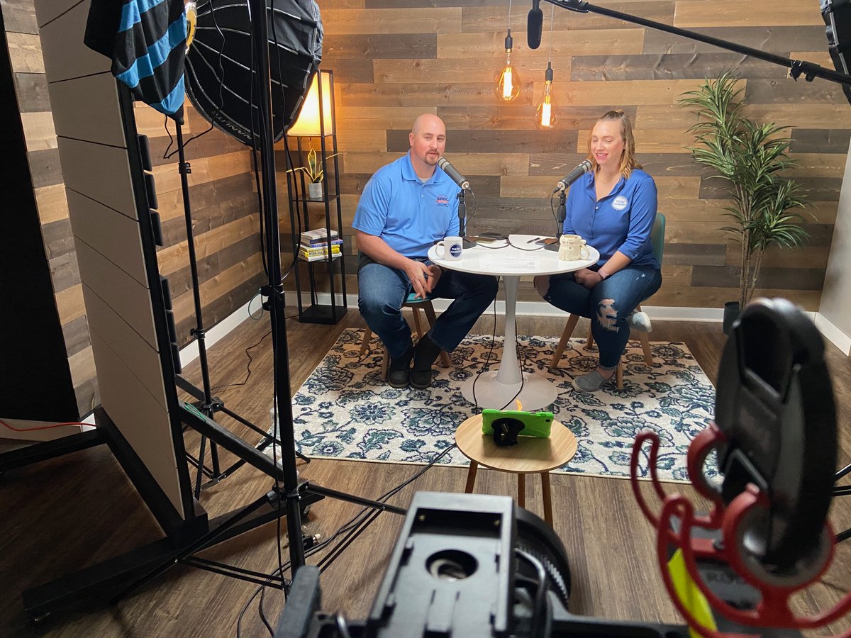 A new episode of Cashin the Check came out yesterday! 💸💰

Tyler and Tiffany talk allll things customer service! 👥

Tag the best places for customer service in the Upper Cumberland in the comments below &amp; make sure to go check out the new episode!