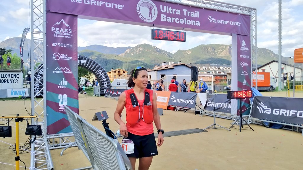 utbcn's tweet photo. 🏅 Kathrin Götz (11:22:29) i Roser Español (11:42:07) acompanyen Ragna Debats (10:27:33) al podi femení de la distància Ultra Trail.
Enhorabona màquines! 🙌🙌🙌
📸 Foto 1: Roger Correm
#UTBCN #UTBarcelona #PeaksUltraSeriesbyGrifone #ultresFEEC https://t.co/LZh2aYs5vh