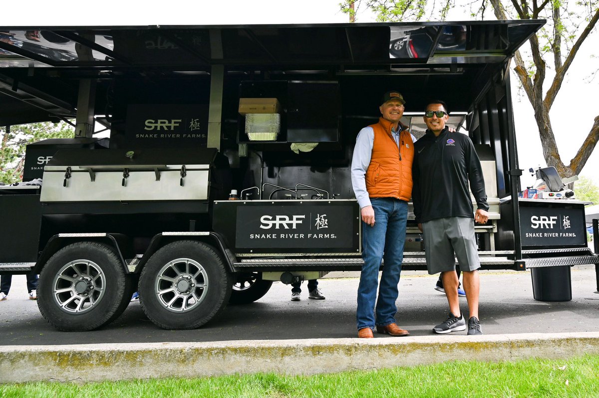 Andy Avalos (@aafrogdc) on Twitter photo Thank you Robert and <a href="/snakeriverfarms/">snakeriverfarms</a> for treating the coaching staff to a BBQ 🍖 🔥! One of Boise’s finest #BlueCollar Thank you Robert and <a href="/snakeriverfarms/">snakeriverfarms</a> for treating the coaching staff to a BBQ 🍖 🔥! One of Boise’s finest #BlueCollar