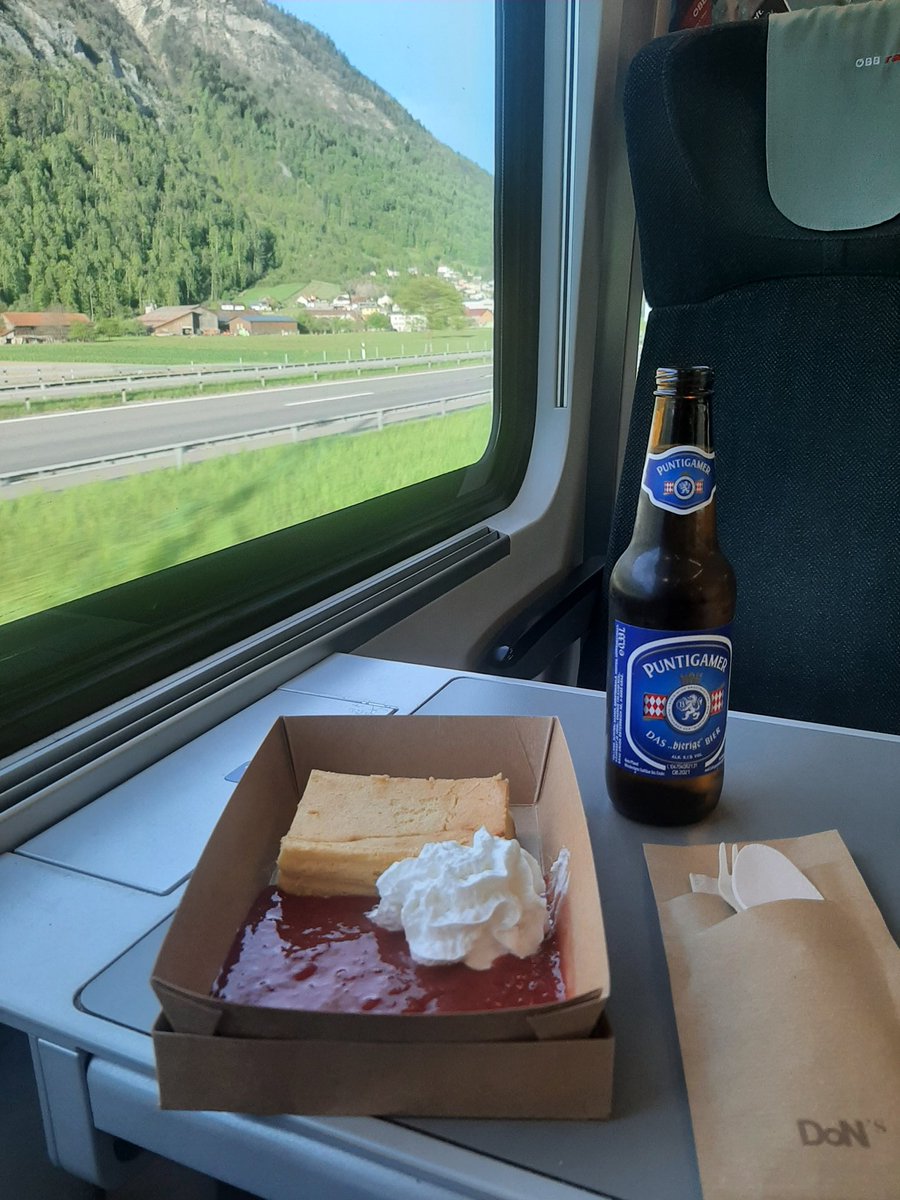 On the way to Sargans. Let's try one of the desserts as well. This Austrian Railjet train is Switzerland's cheapest restaurant after all.