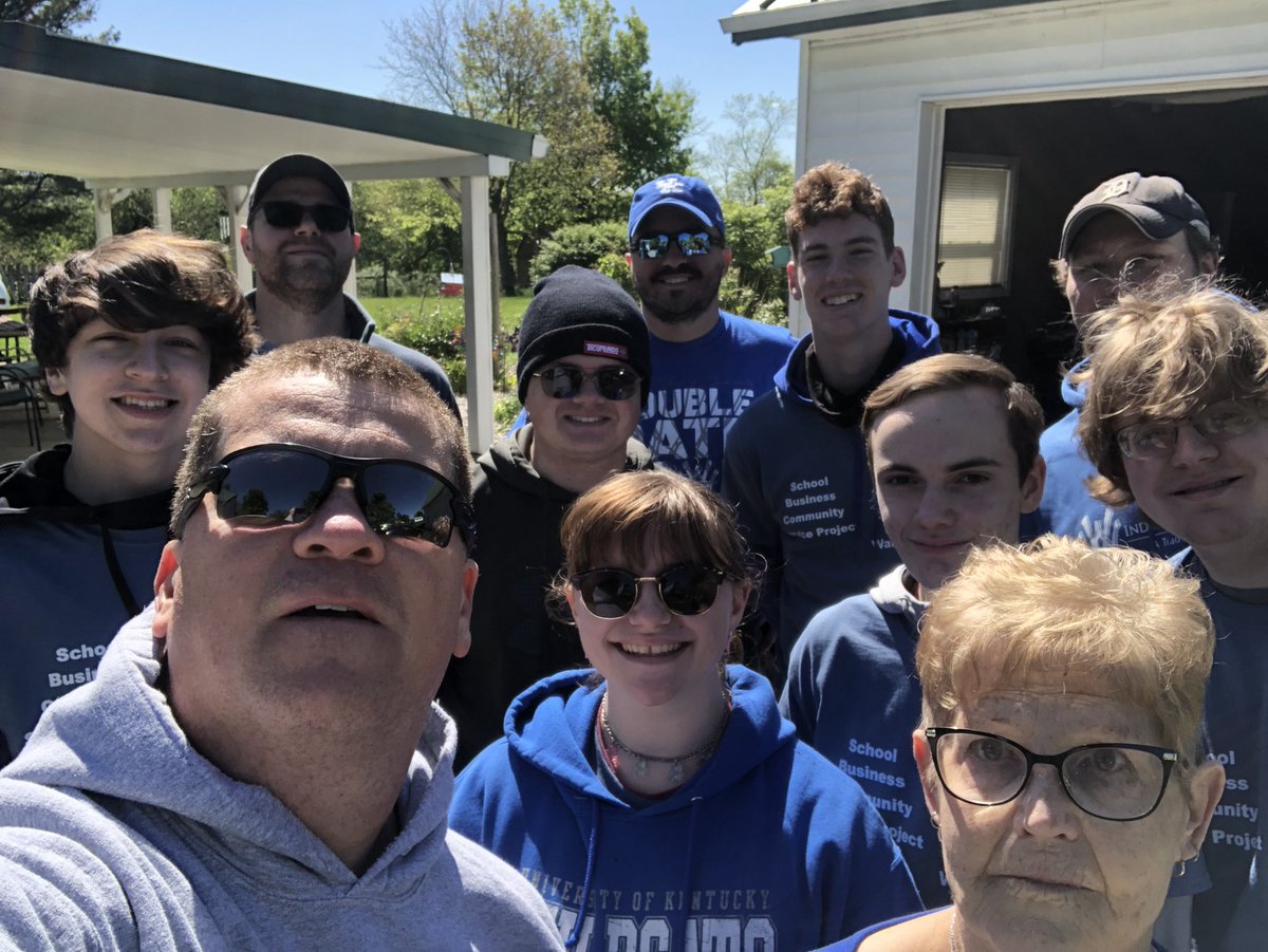 The only way you are guaranteed to have a great day is to do something nice for someone else.  Wake Up Walton is a fantastic event for our community and guarantees everyone who participates is going to have a great day!