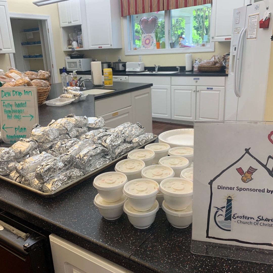 Thank you to our Friday night family meal sponsor Eastern Shore Church of Christ for their continued support providing meals to RMHC families!

Eastern Shore Church of Christ
