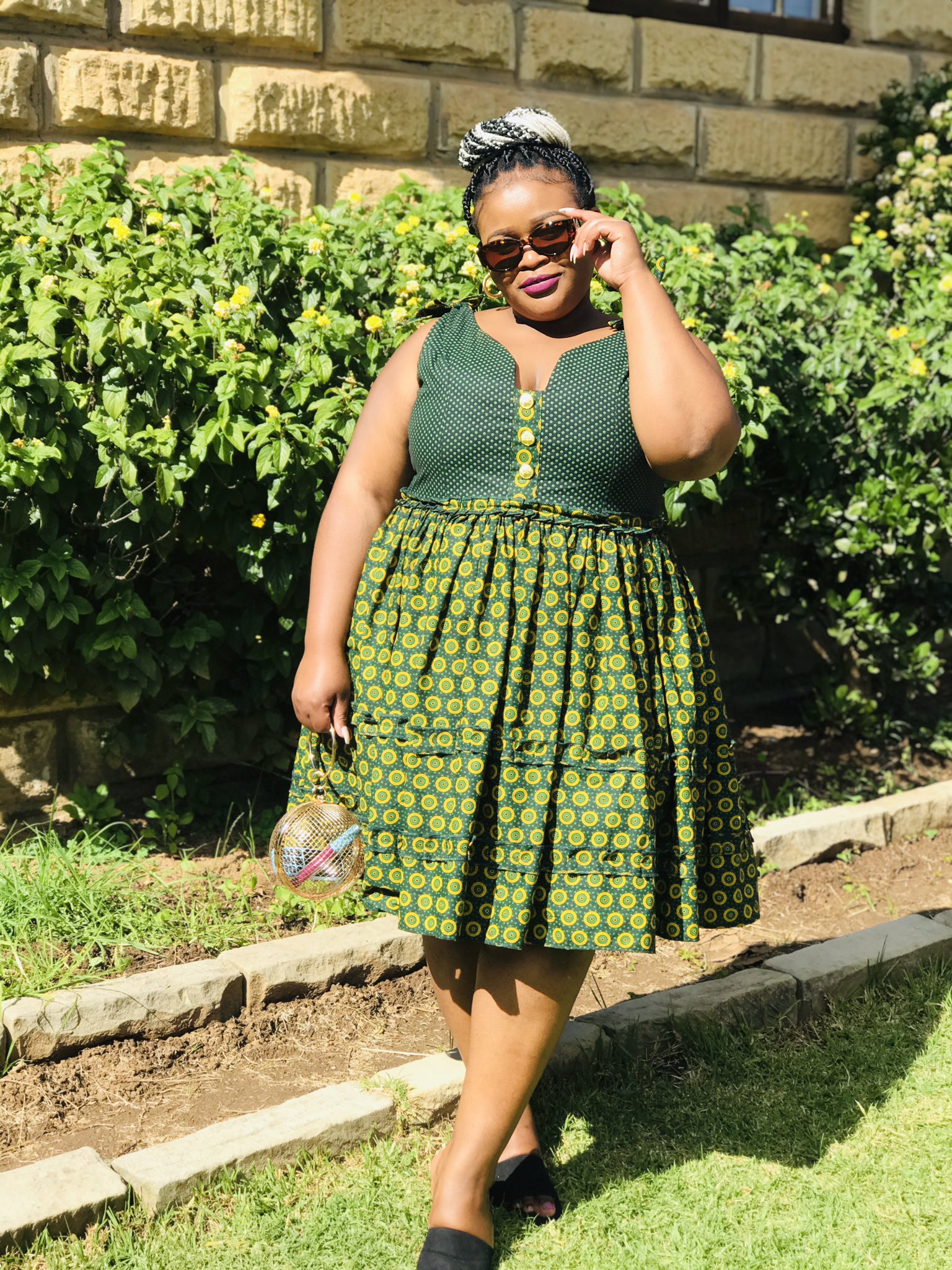 Green hotsell seshoeshoe dresses