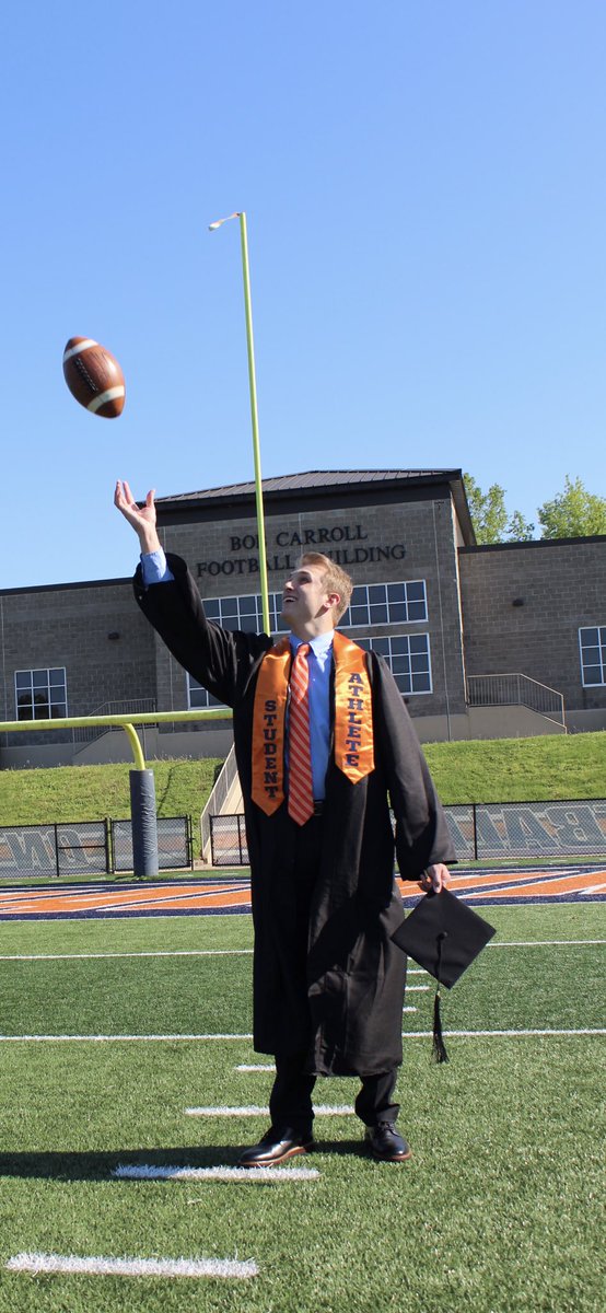 Tara Bachus tweet media