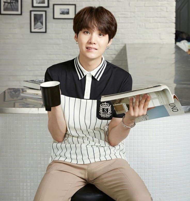 should i lie to you and tell you that this thread is about min yoongi& #39;s love for a good book and cup of coffee ?