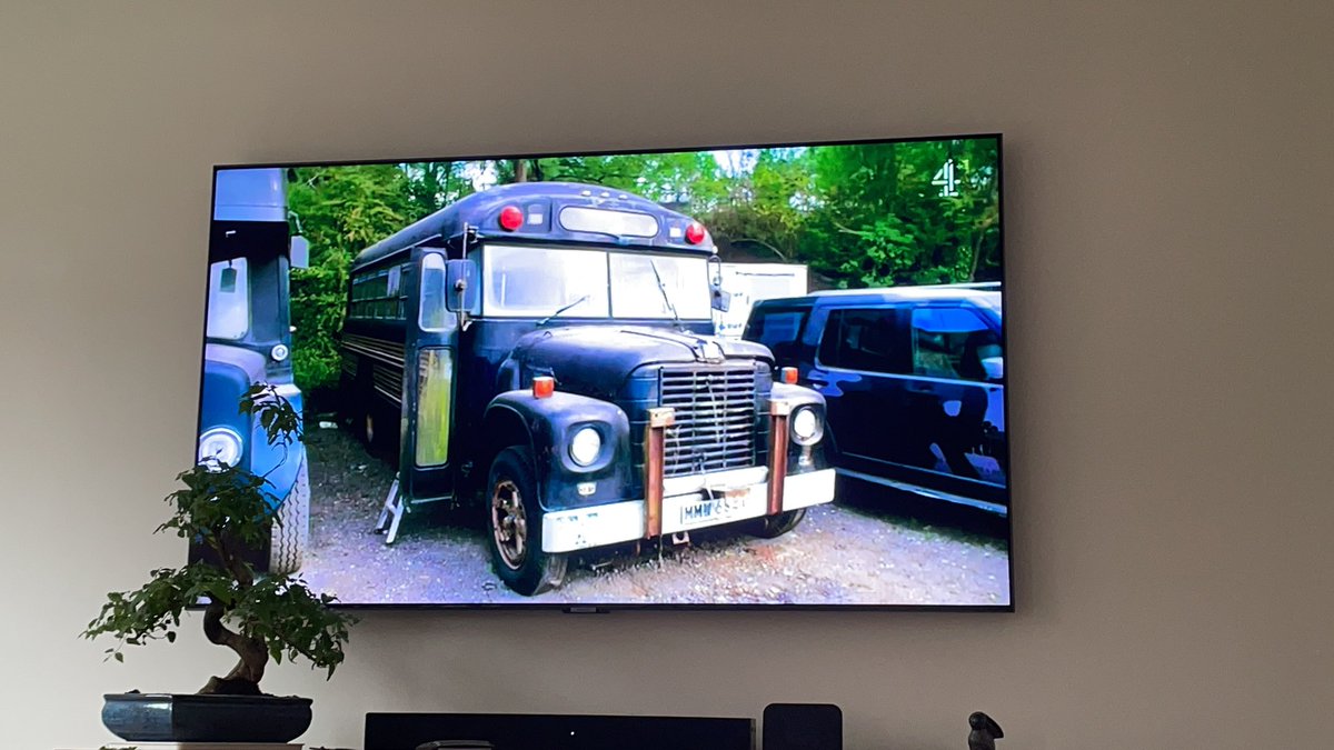 Laura Smart tweet media