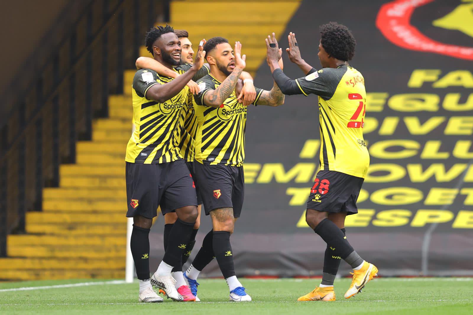 carlos sanchez on twitter and that s a wrap perfect end to the season 3 points and a clean sheet laroca https t co aweomwj11b twitter