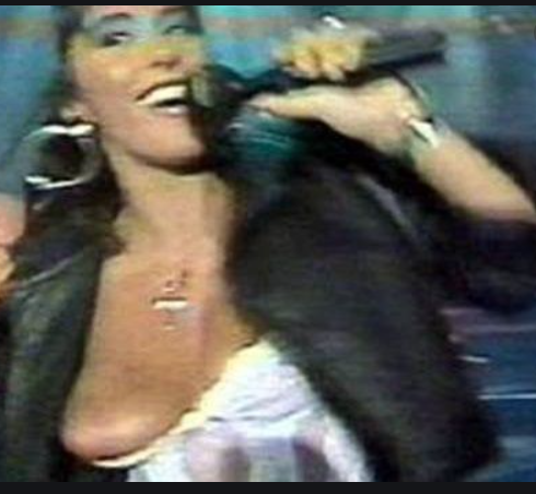Sera04220630's tweet photo. Si le viste la teta a Sabrina y fue un gran momento, eres de los que tuviste una infancia libre y feliz.
No como los de ahora. https://t.co/U2tUrzyKNj