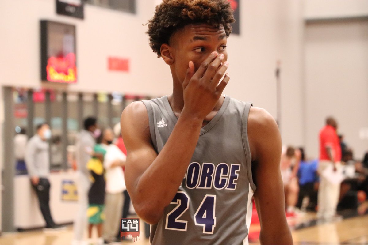 FAB44TV_'s tweet photo. 16u @Next_PageForce made a Statement w/ 2 back to back Victories over @adidasHoops 3SSB teams..Utah Prospects &amp; Southern Assault Great Performance by 6’5, long, athletic CG @drealynmosley led the team in both victories 
| 15 PTS vs Utah Prospects |
| 12 PTS vs Southern Assault | https://t.co/SV14aHiQ4m