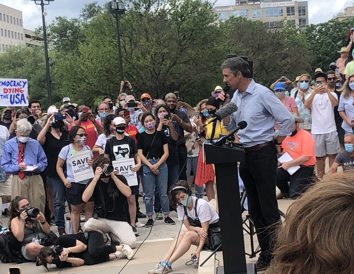 For Mother’s Day my mom wanted to go the #StopVoterSuppression rally to see @BetoORourke and we brought @KamalaHarris with us - hope she and @POTUS can spur on the #ForThePeopleAct #EveryVoterMatters