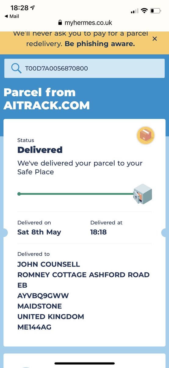 acerclarus's tweet photo. @Hermesparcels officially the worst delivery service in the Uk. Hope some one chucks your parcel over a gate and treats your purchases with such disrespect. Why other lying and just not say we’ve dumped your parcel hope it doesn’t rain https://t.co/psoDxkLBWB
