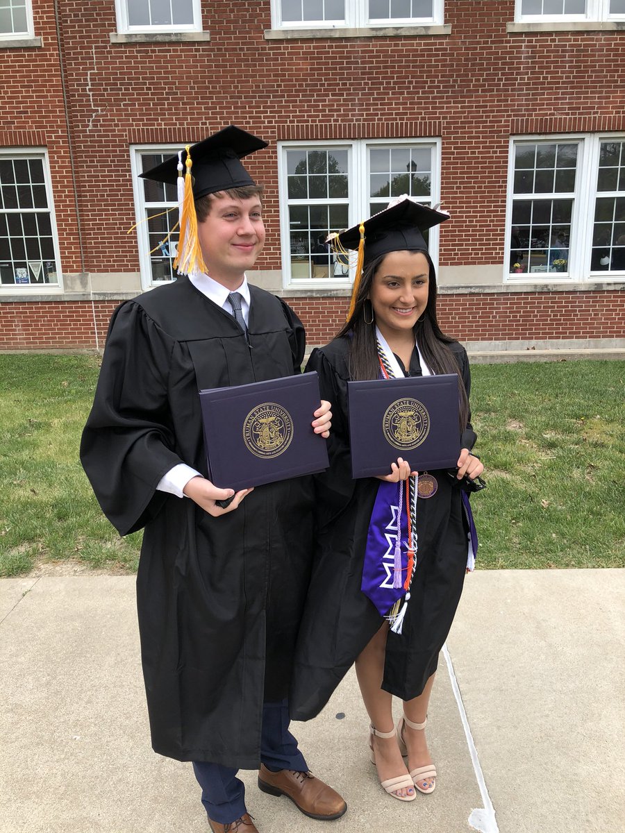 jymcollins's tweet photo. Way to go Keri and Ben!!! #trumangrad https://t.co/OILUJzY22Q