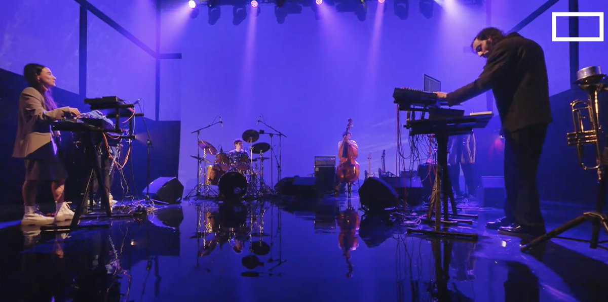 🔴 On est en direct pour #Cultureclub carte blanche à <a href="/75021PARIS/">75021</a> ! C'est <a href="/MaoupaM/">Maoupa Mazzocchetti</a> et The UXY Dosing Orchestra qui ouvrent la danse, avec un live entre musique électronique et acoustique unique en son genre.

Rejoindre le live 👉 bit.ly/Cultureclub_75…