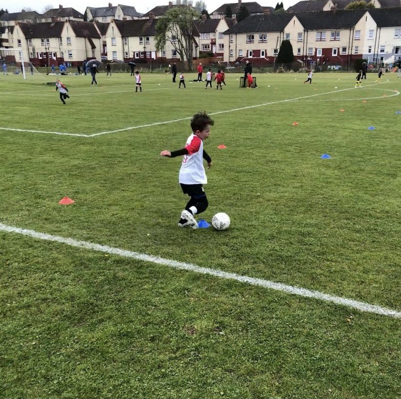 AllyMcGovern1's tweet photo. 9 goal hero this morning! This boy just keeps getting better and better! All his hard work and effort is coming together! #goals #Argyll14 #baller @JamesMacaulay14 ⭐️💙⚽️ https://t.co/JZV2rmETaU