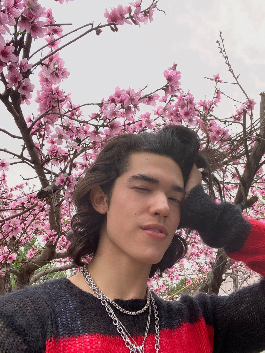 .  @conangray +  @taylorswift13 as each other •°. *࿐a very beautiful and necessary thread . . .