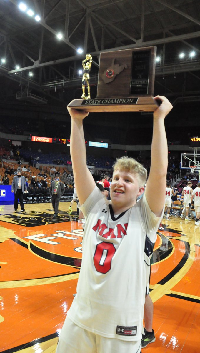 PAdkinsSports's tweet photo. My post-game celebration pics as Man wins its first ever state championship in basketball with Saturday's 43-36 victory over Pendleton County in the Class A final in Charleston. #wvprepbb https://t.co/MC6AuqV9h5