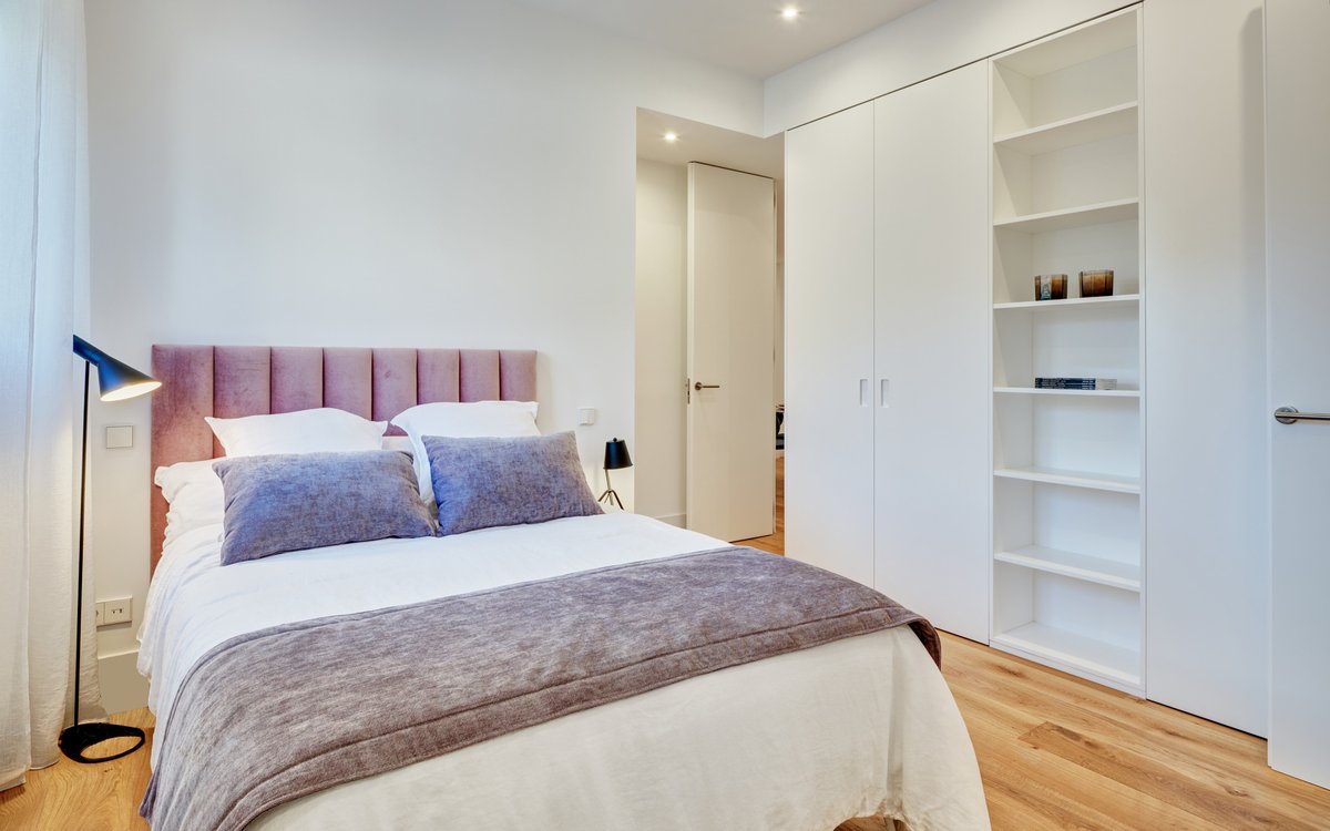 Te imaginas un impresionante piso lleno de luz, rodeado de naturaleza y en pleno Doctor Arce? Deja de imaginar, un espacio así es posible. No nos crees? Echa un vistazo a las fotos 😎

Uxban #LujoUrbano en Madrid