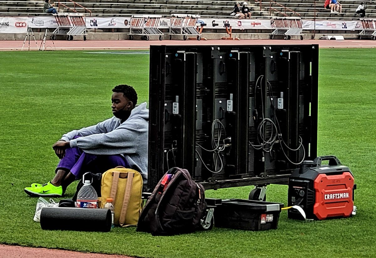 Just cannot say enough how incredibly proud I am of this young man! Only a sophomore, and he cleared the bar at STATE. This experience will be invaluable going forward. HE WILL RETURN. <a href="/LevarThornton/">LeVar Thornton, JR</a>, you did "GOOD"!! @FalconFast_TCHS