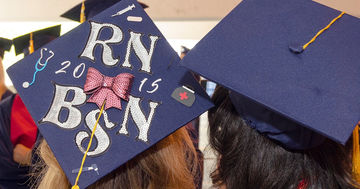 Congratulations, #UIC Nursing Class of 2021! #UICproud Show us how you’re celebrating! Share your photos with #UICNursingGrad21 #UICgrad21
