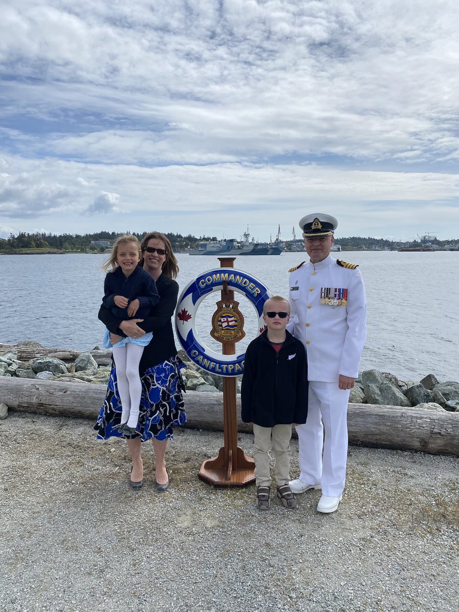 NoShipCaptain's tweet photo. Honoured to take command of Canadian Fleet Pacific today! I am looking forward to leading and working with our amazing team. Thanks for the backdrop @landoncreasy #LeadTheFleet https://t.co/pIri3XFQjg