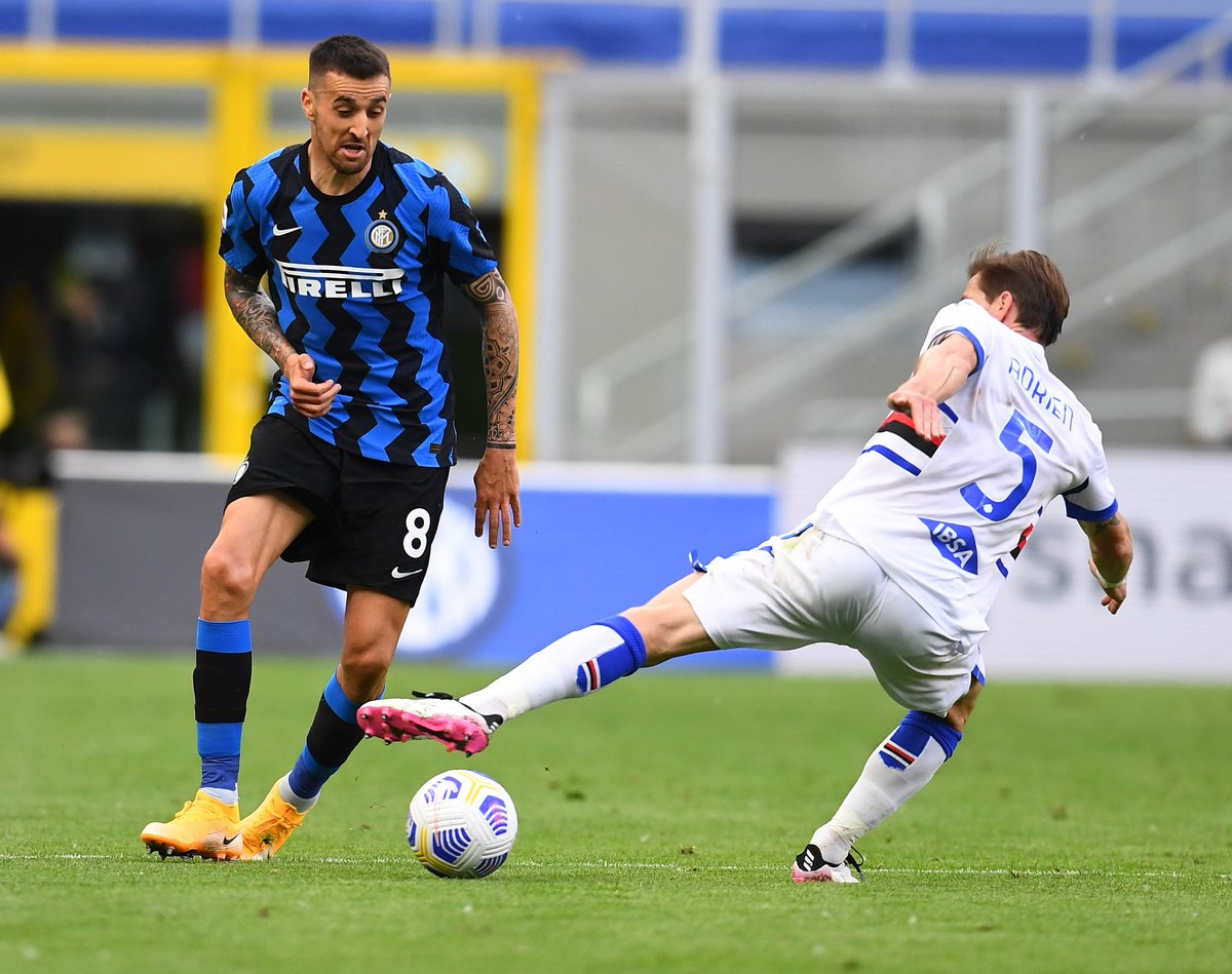ojobabatundeiso's tweet photo. FT : Inter Milan 5-1 Sampdoria
The Nerazzurri celebrate their title win in style with a comprehensive thrashing of Claudio Ranieri's side.
#INTSAM #SerieA https://t.co/UD2wsFAxrt