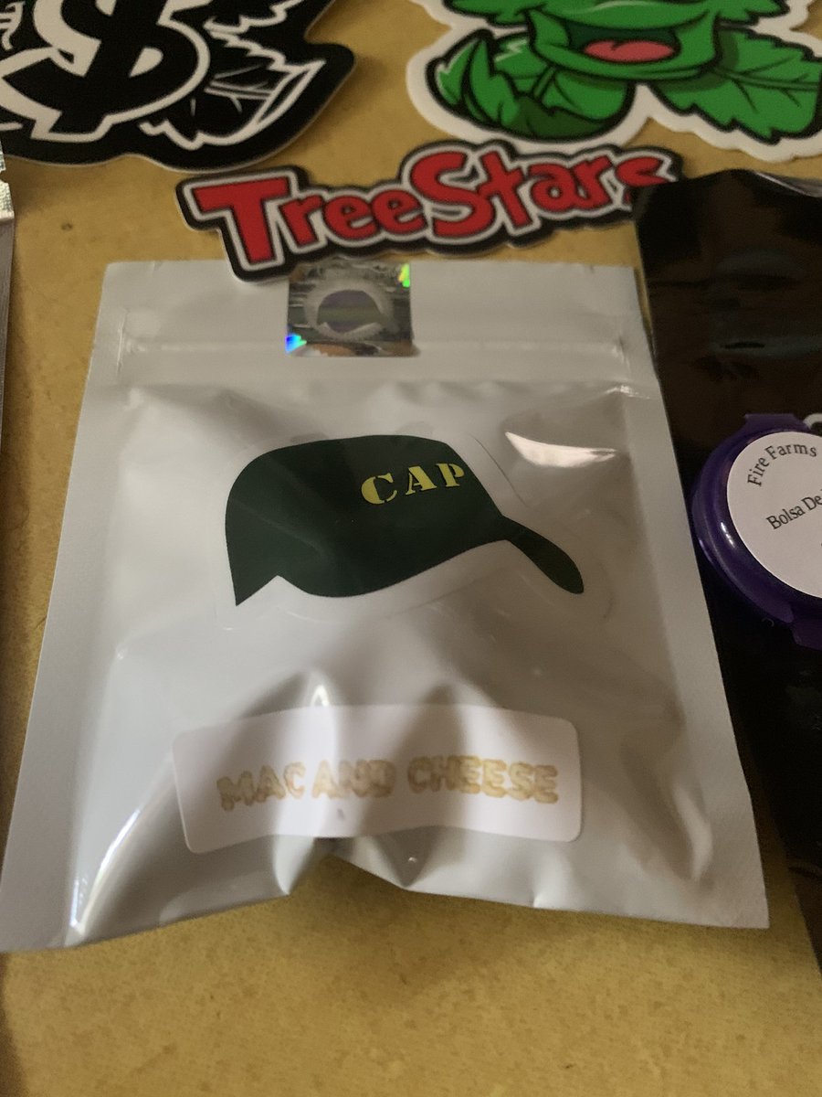 UchibaF's tweet photo. Got my first capulator pack today. #growyourown #Homegrown #uchibafarms #sharingansage #capulator #seeds #macandcheese https://t.co/FTZsIx7Nvz