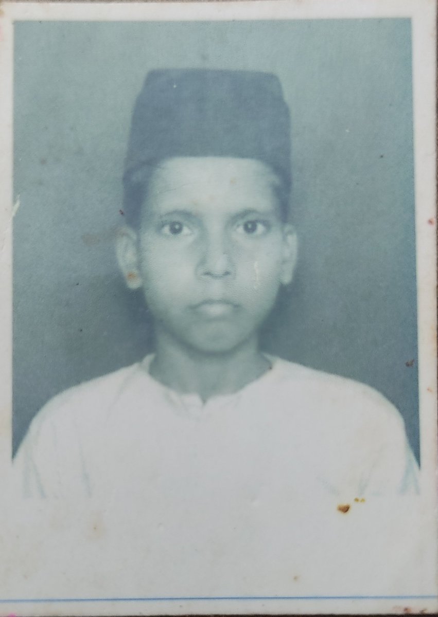 MARMisbahi's tweet photo. کبھی میں ایسا بھی تھا۔
٢٠٠١ء کی یادگار تصویر جس وقت میری عمر گیارہ سال تھی۔ https://t.co/mjj0jjfGll