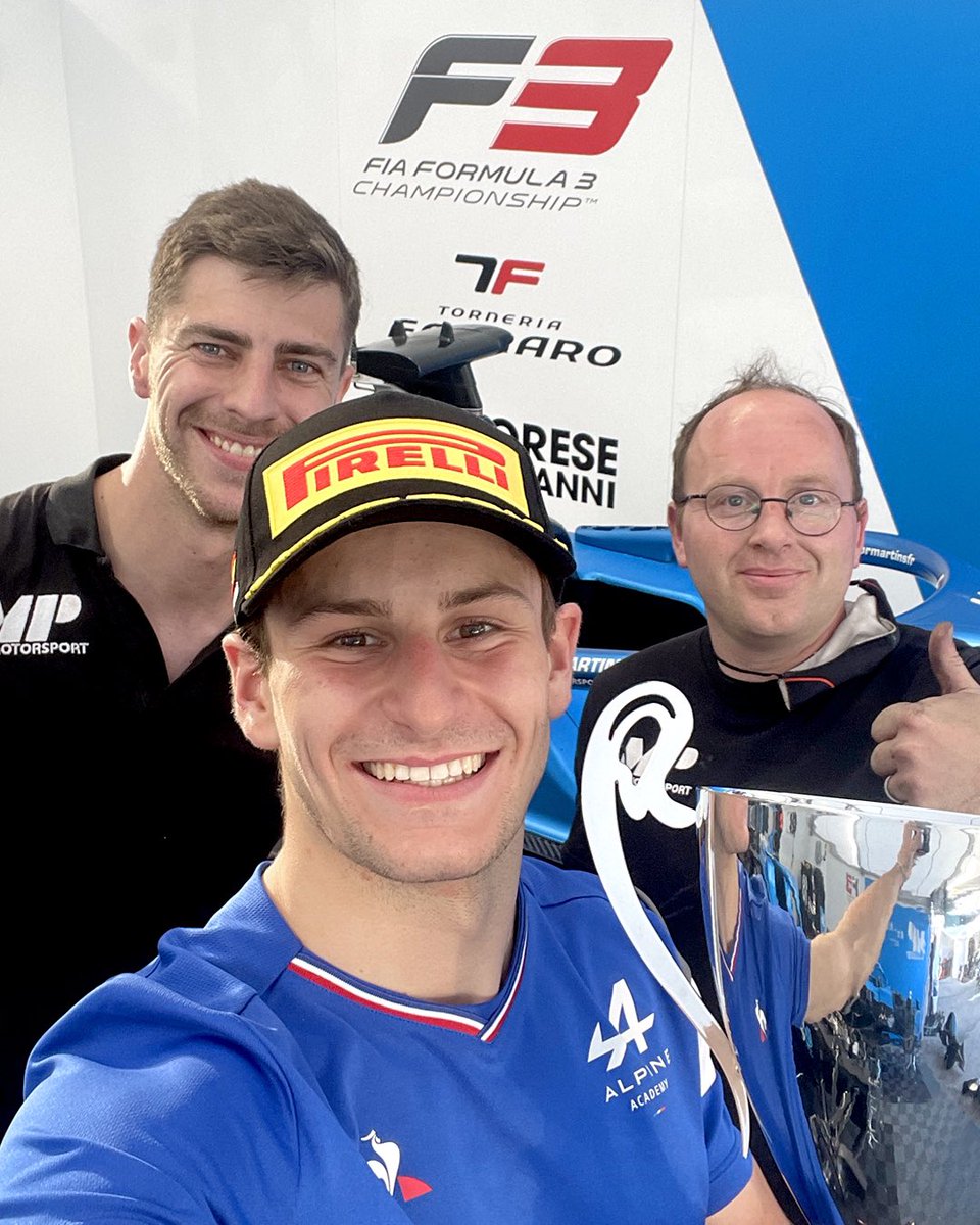 VictorMartinsFR's tweet photo. A special photo for my first podium in @FIAFormula3 ! It wasn't an easy race so a big thanks to my team for the car they give me 🙌🏼 
Let’s get more tomorrow, starting P3!

#P2 #VictoryLane #EveryDetailCounts #Round1 #SpanishGP #Formula3 #f3 #RoadToF1 https://t.co/YOA3DnKBZ7