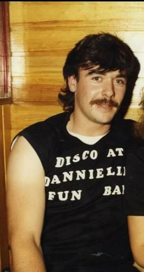 joefla's tweet photo. Dannielle's Disco Bar will be heaving tonight. The real Tom Selleck
#RIPSHAM #LONGFORD #LEGEND https://t.co/wyesDVRjvW