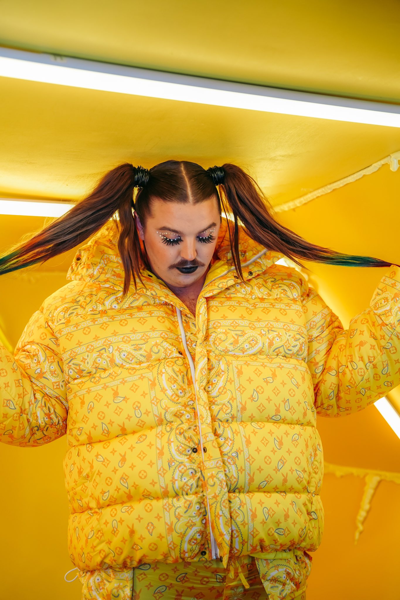 Wreckno 🦋 on X: "Heard I got that Honey Drip.....💛🍯 📸: @Max_Dashevsky https://t.co/s8I0sizPDL" / X