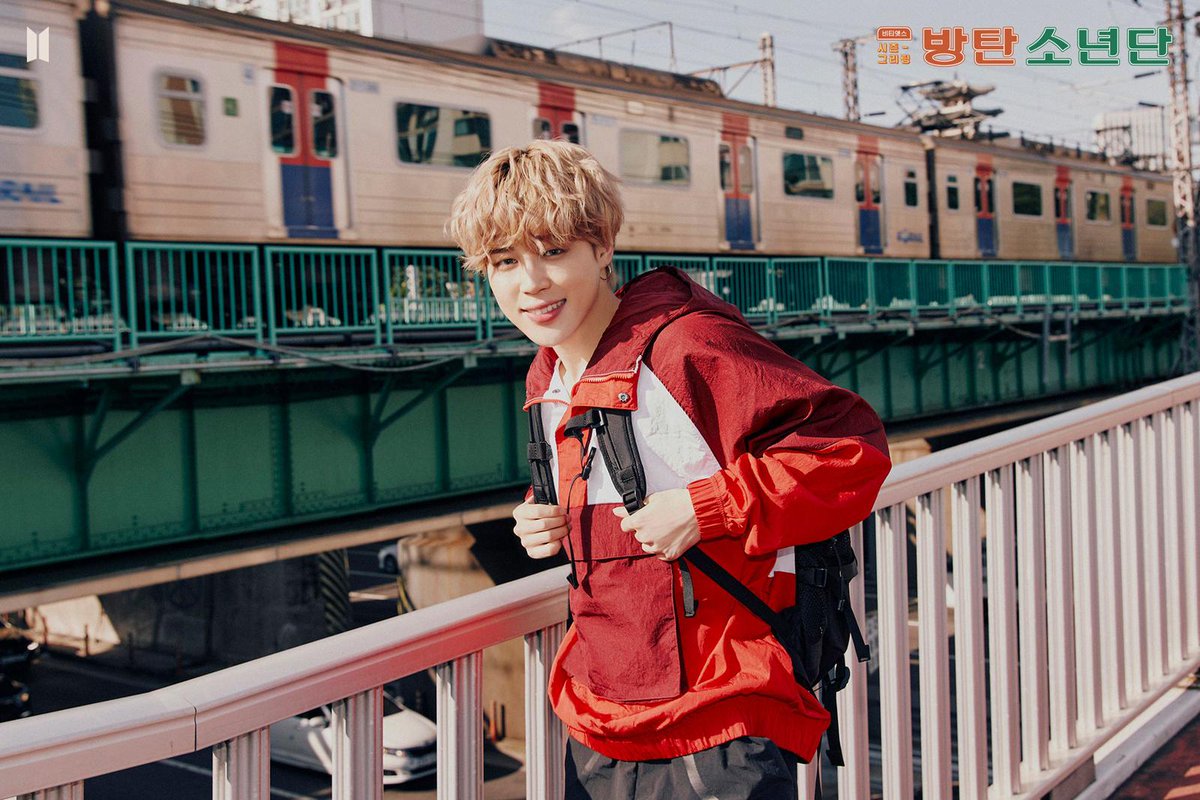 Marie45660208's tweet photo. I vote #Dynamite by 
@BTS_twt
  for #BestMusicVideo on #iHeartAwards https://t.co/swh069bayK