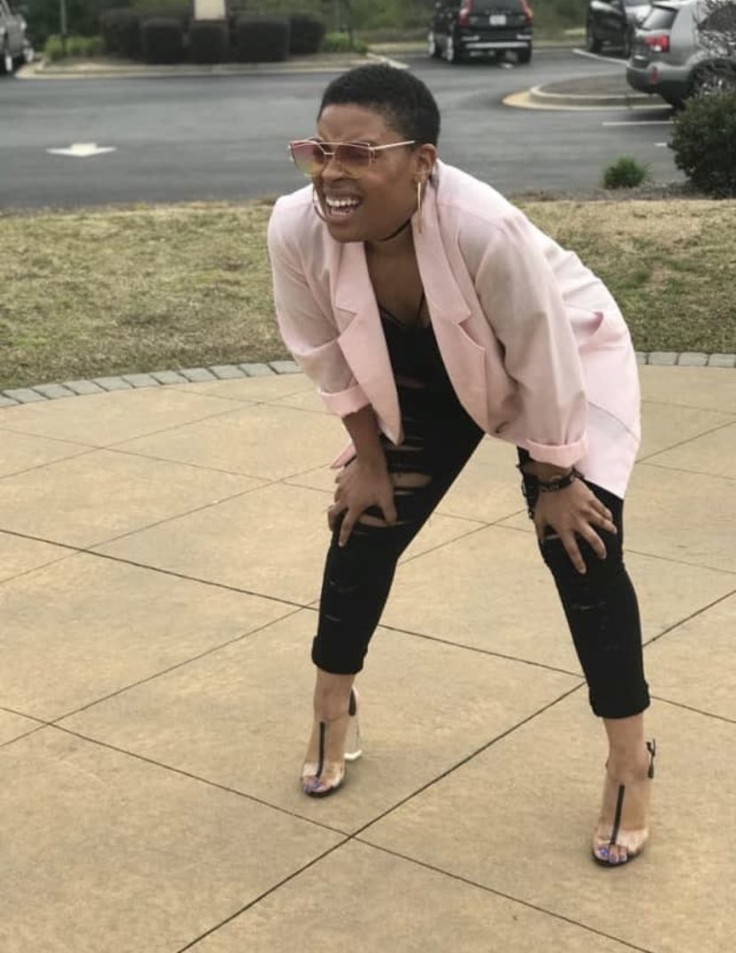 AflatonYassir's tweet photo. Me outside trying to figure out if that's a plane or that rocket everybody talking about. #ChineseRocket https://t.co/JRm4Omu8al