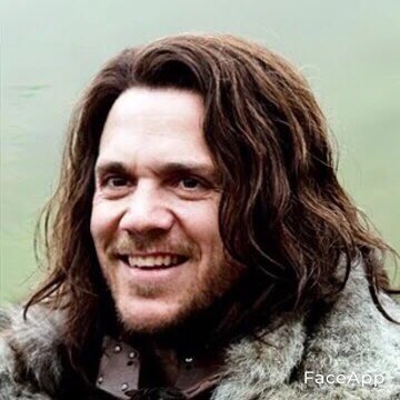 thread of game of thrones characters smiling using faceapp