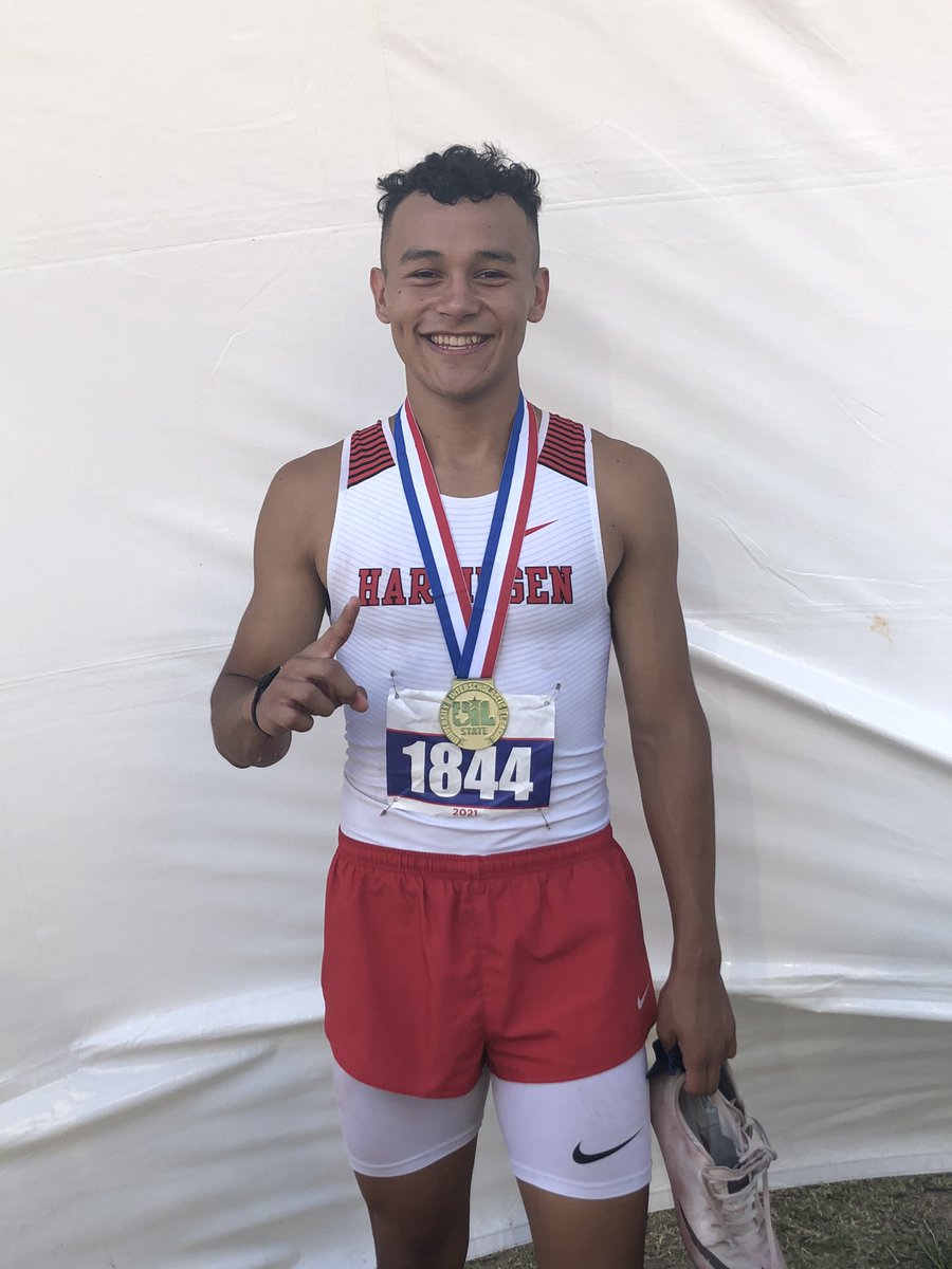 Congrats to Harlingen Cardinals senior <a href="/Josegarcia19_/">jose garcia</a>, who has won the 100m dash state title at the Class 6A State Track &amp; Field Championships with a wind-aided time of 10.0 seconds, which represents a new state/national record if it holds

He’s still uncommitted college coaches