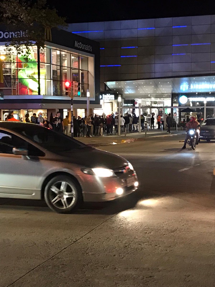 Cada 2 mil pesos en compras canjeás un hisopado positivo. Con visa gaviotas además te llevas un saturómetro de regalo