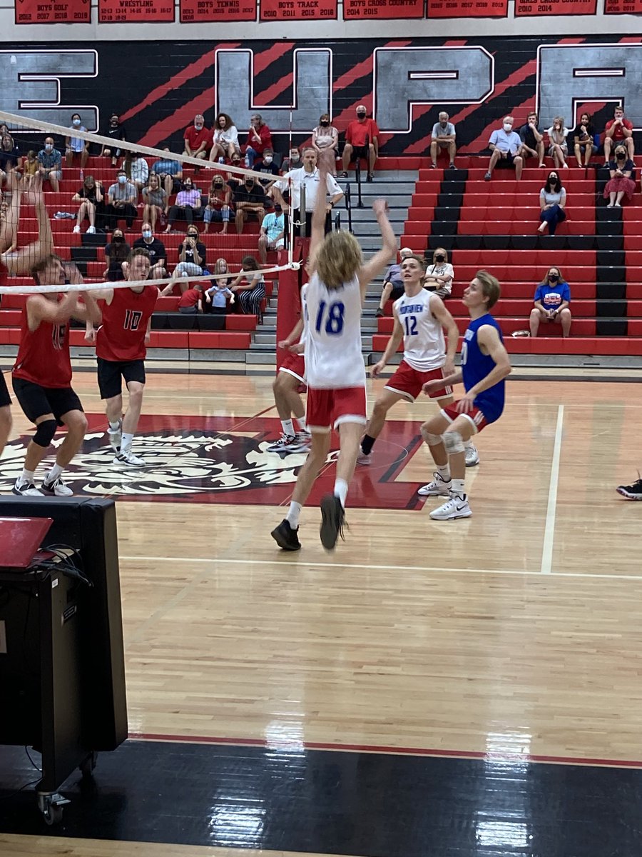 MVTAthletics's tweet photo. Toros take the third game 25-22. #campusofchampions https://t.co/gVaGfZkEEq