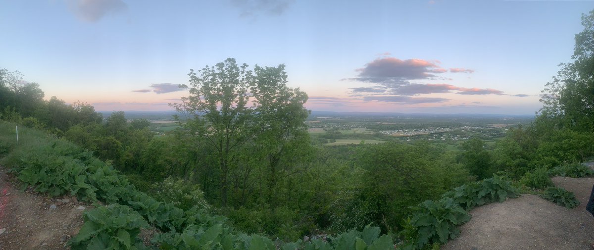 wowgeekaddy's tweet photo. @NASA_Wallops We will have a great view when it happens. North Mountain, Martinsburg, WV. https://t.co/9ifSglpH7K