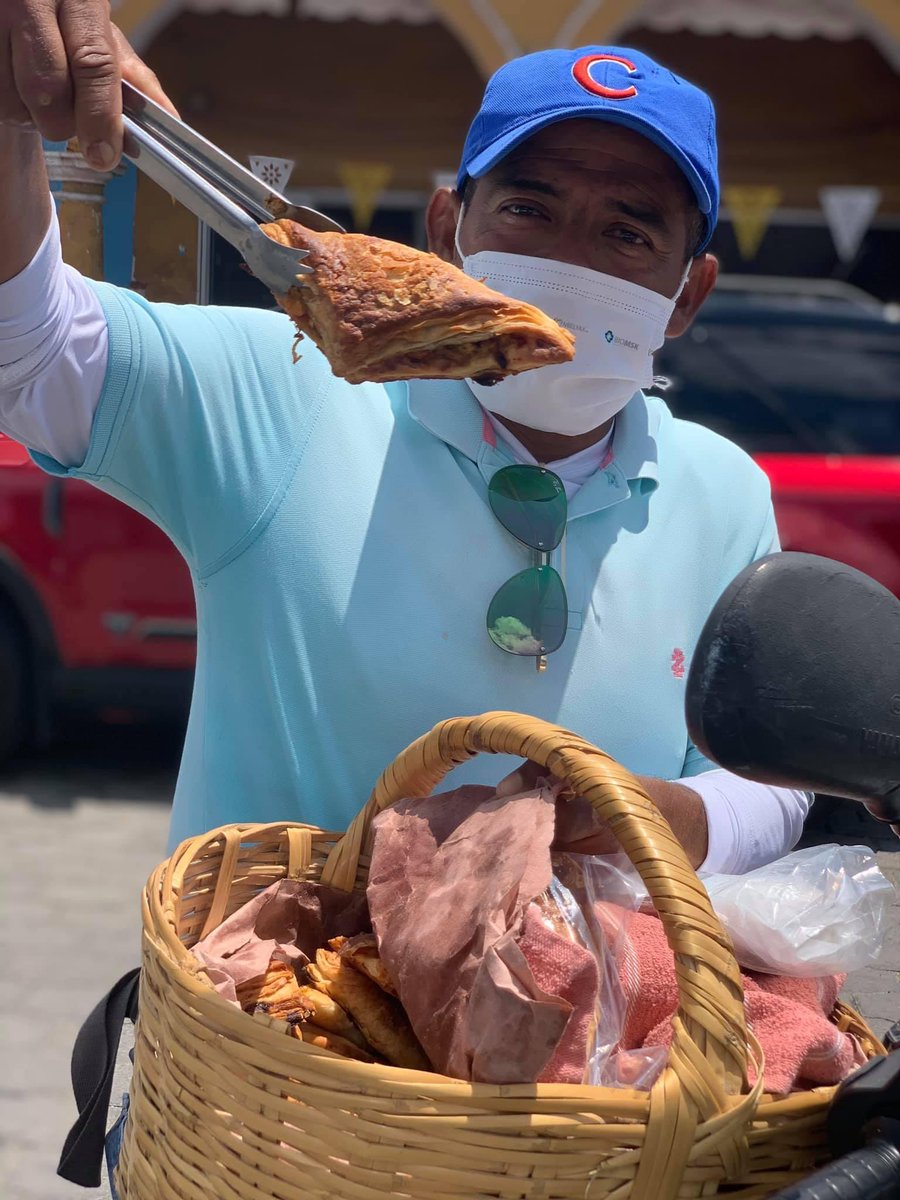 ArbolDelBikini's tweet photo. Por si te salgo en tu feed, ahi te va un volován https://t.co/goaXTS82QH