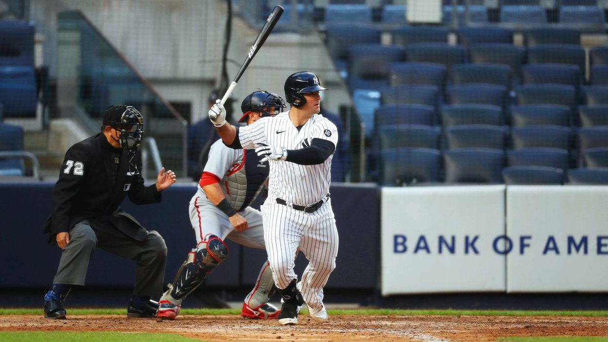 Yankees's tweet image. Teamwork ➡️ finish line