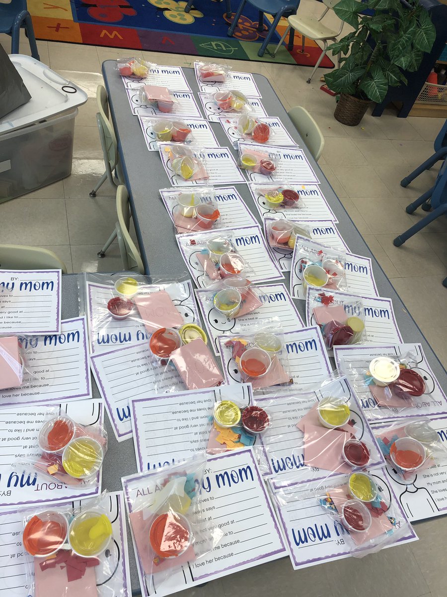 Laurie Foss tweet media