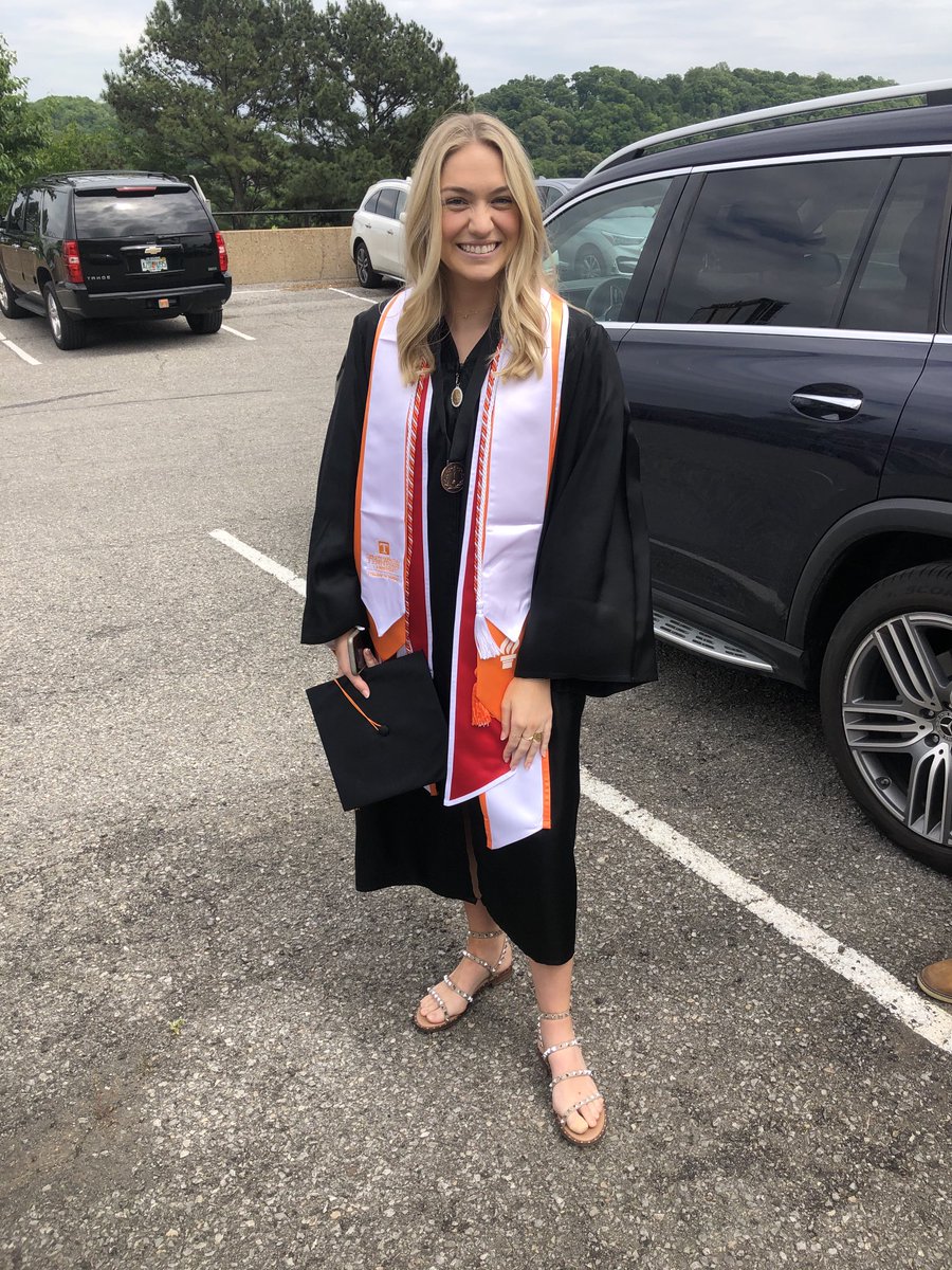 #UTGrad2021
Love you Abby!