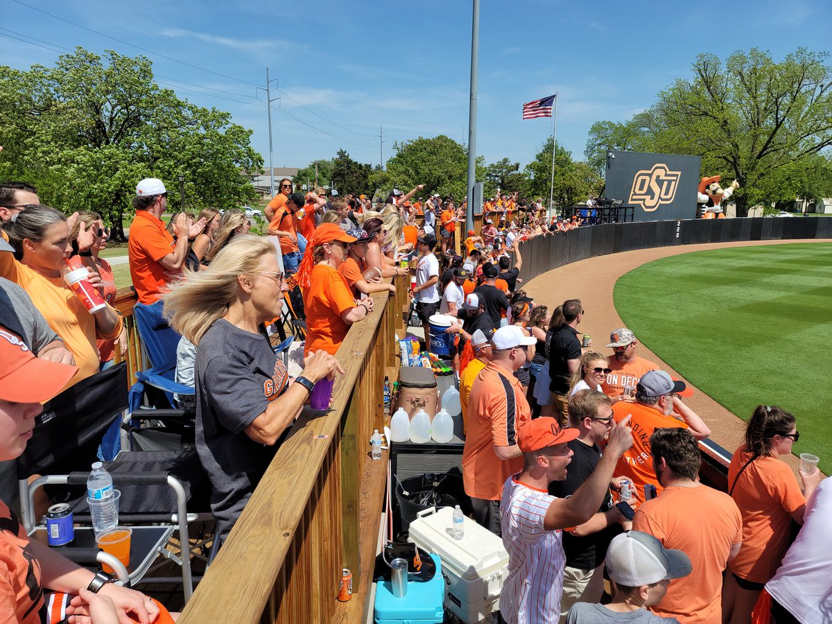 matt_fletch's tweet photo. What started as some friends wanting to bring some energy to the outfield has turned into this... Go Pokes! https://t.co/wB62SC4cVW